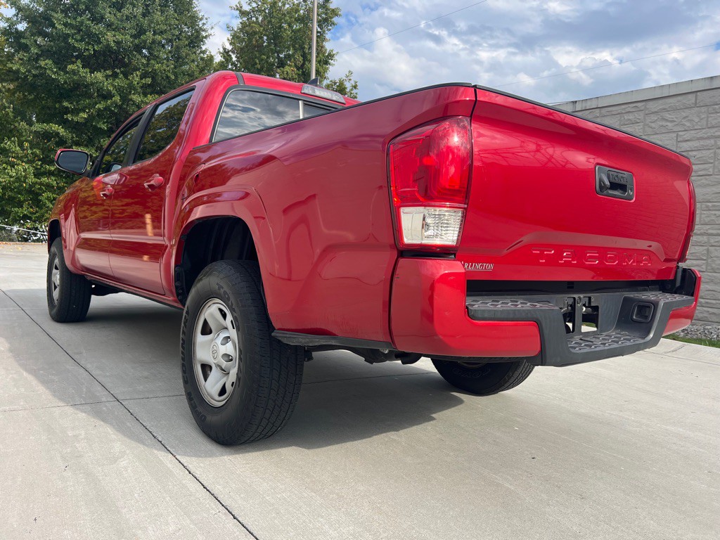 2021 Toyota Tacoma Image 3