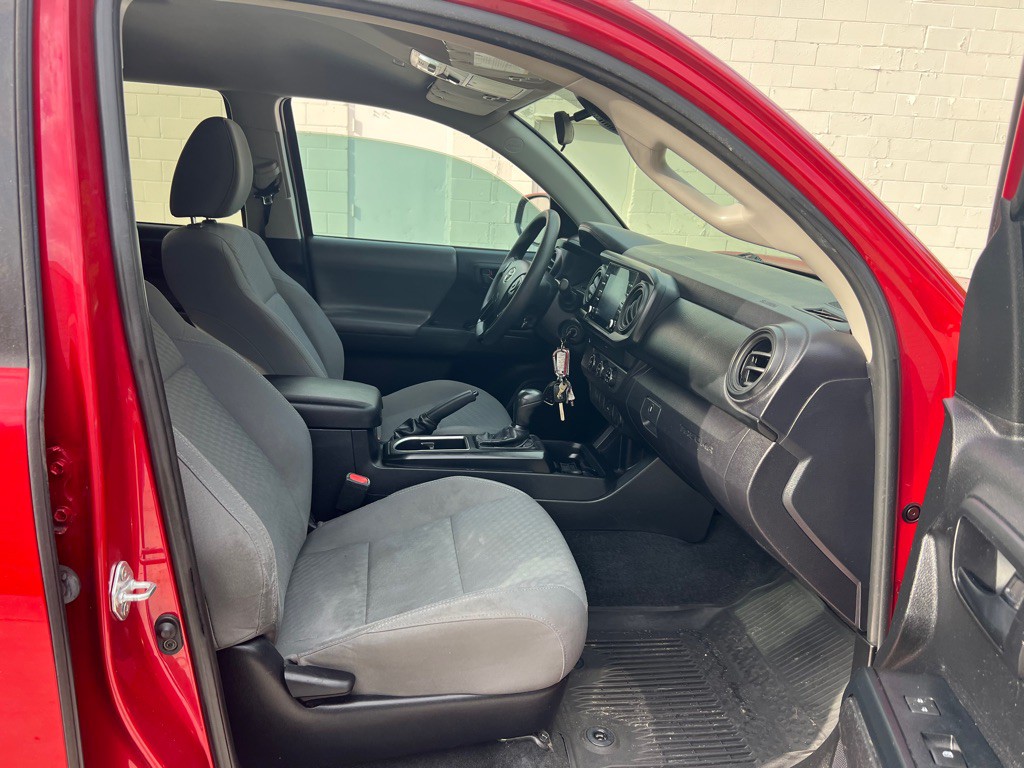 2021 Toyota Tacoma Image 12