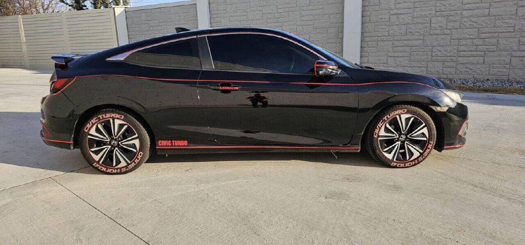 2016 Honda Civic Image 14