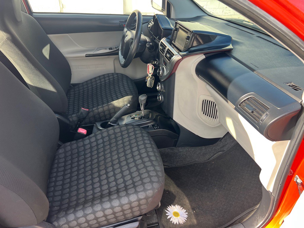 2015 Scion IQ Image 9