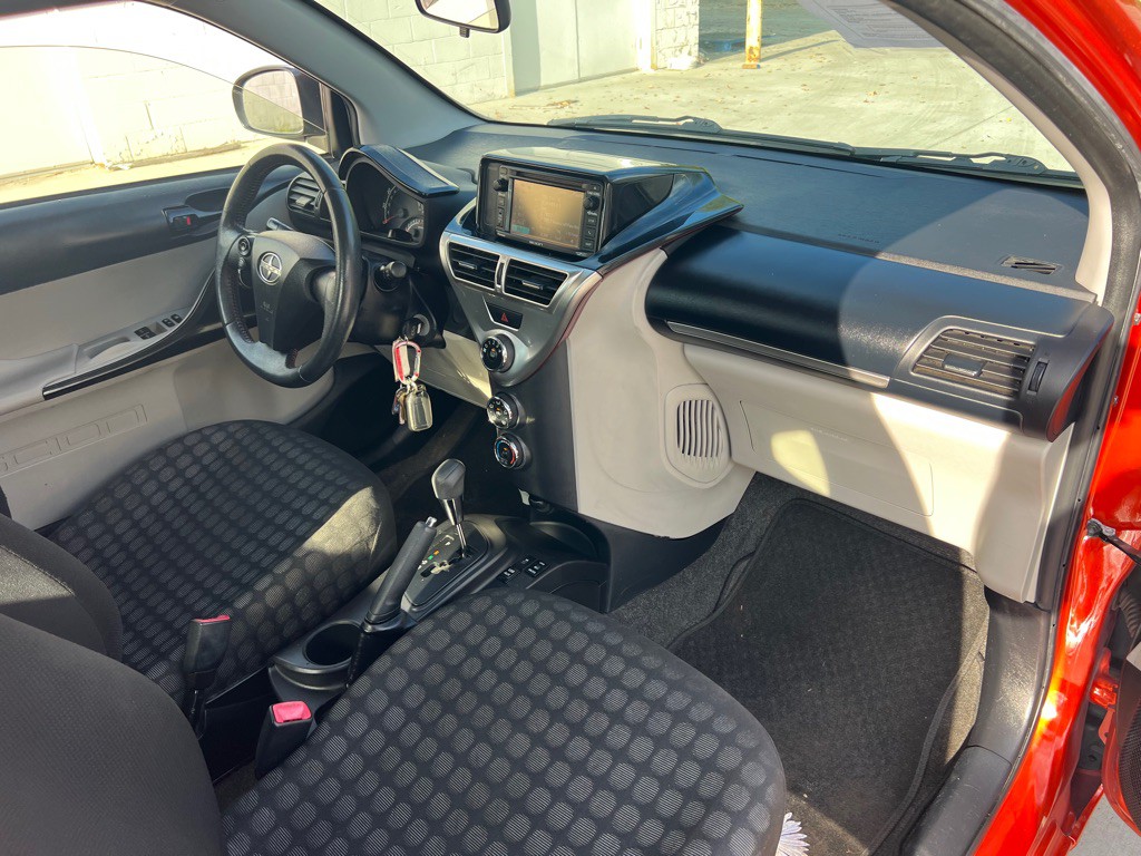 2015 Scion IQ Image 10