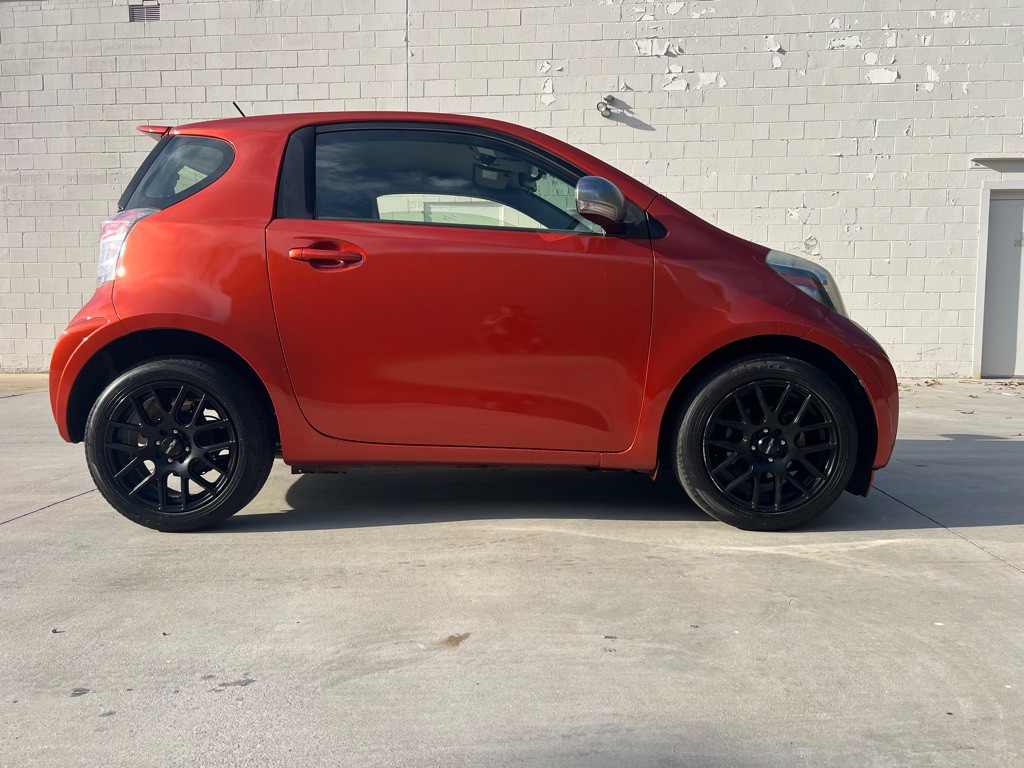 2015 Scion IQ Image 16
