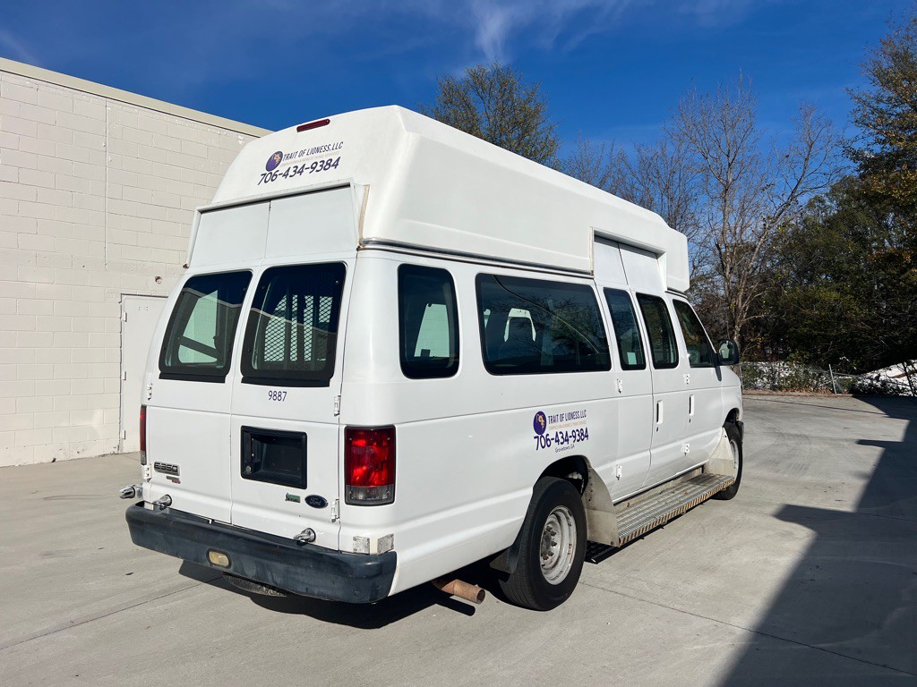 2014 Ford Econoline Image 7