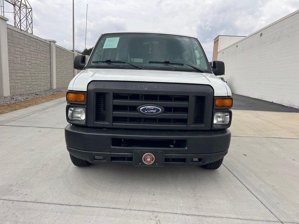 2012 Ford Econoline Image 3