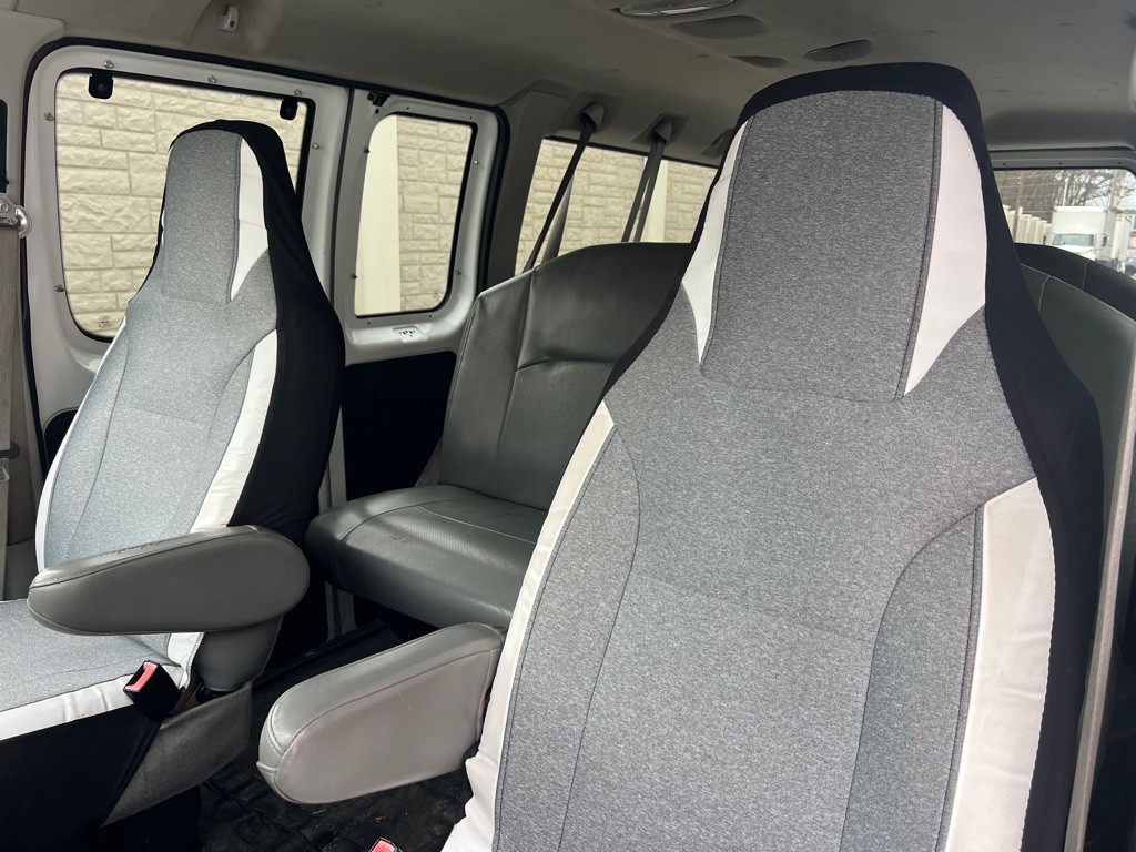2012 Ford Econoline Image 15
