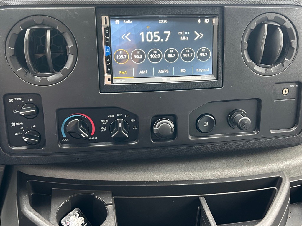 2012 Ford Econoline Image 17