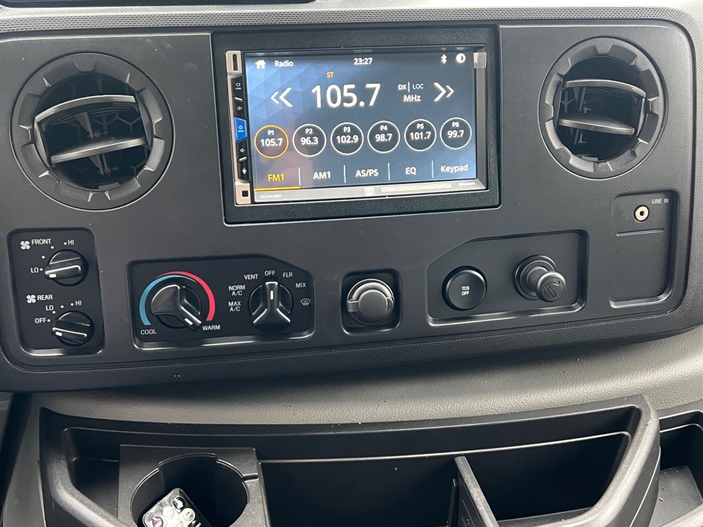 2012 Ford Econoline Image 18