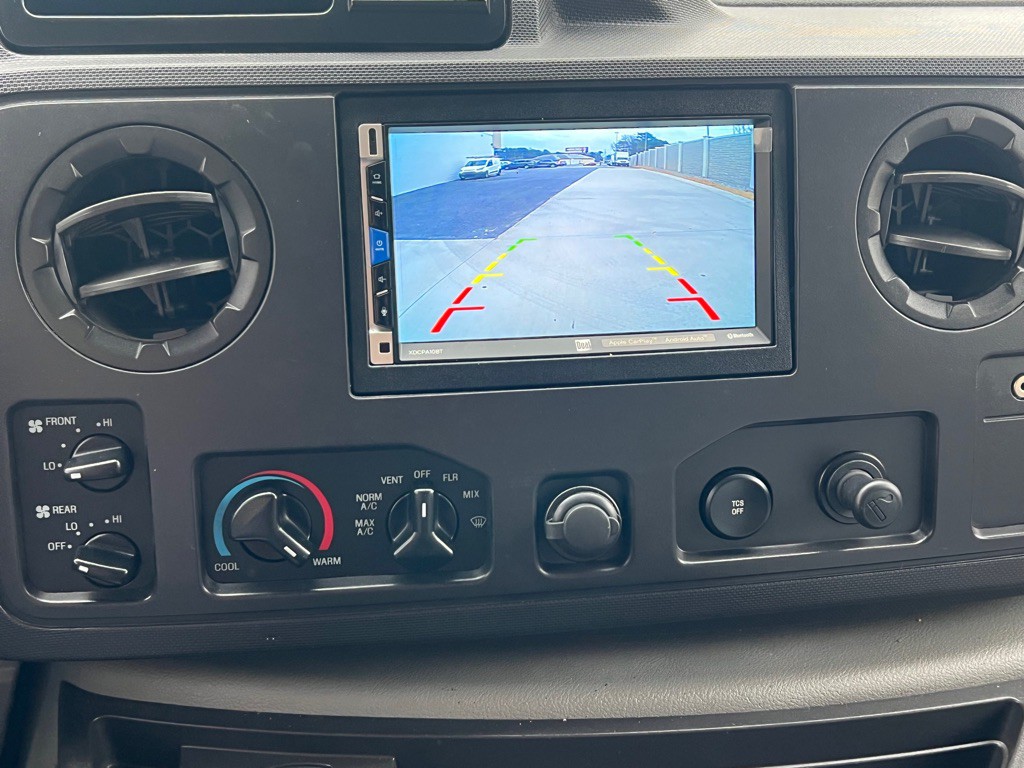 2012 Ford Econoline Image 19