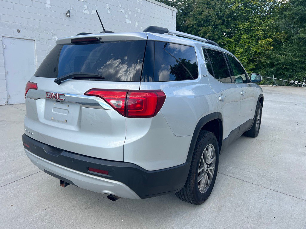 2017 GMC Acadia Image 24