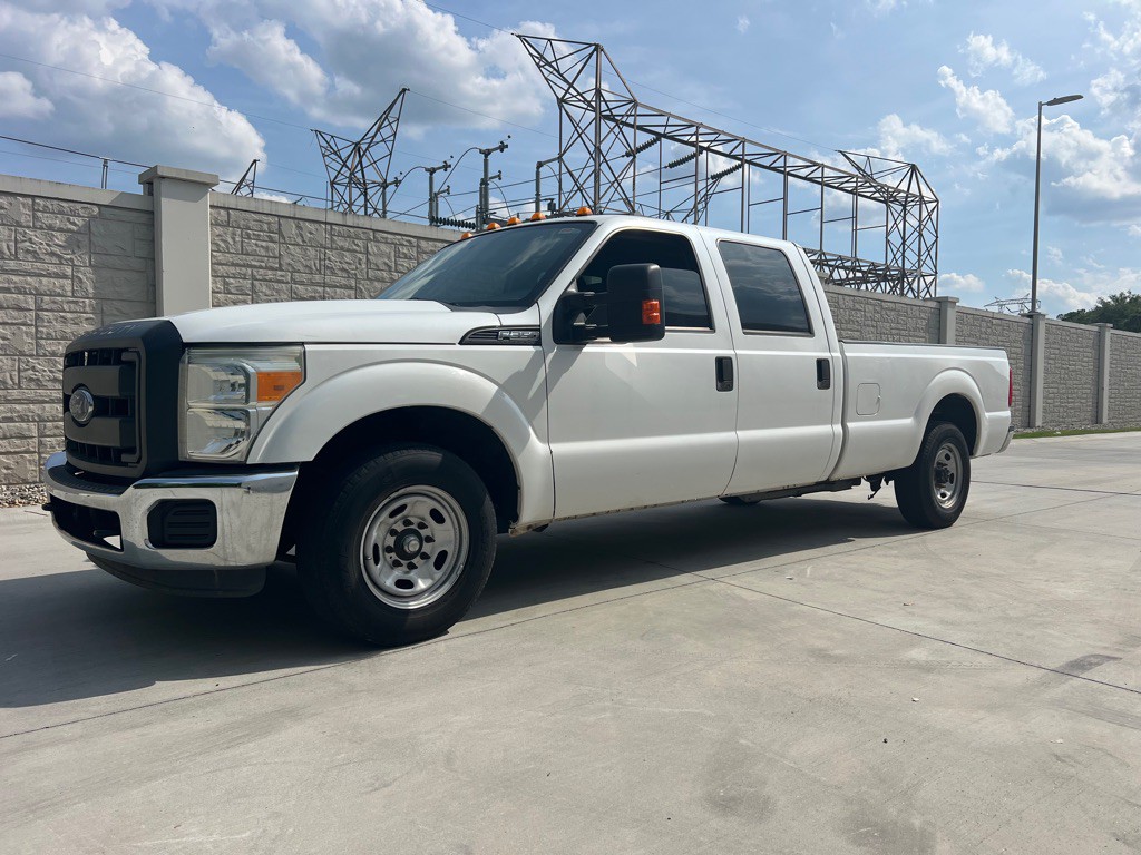 2016 Ford F-350 Image 2