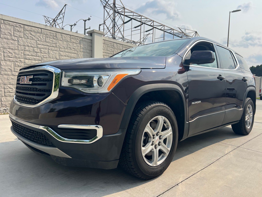 2018 GMC Acadia Image 1