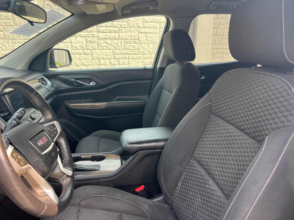 2018 GMC Acadia Image 13