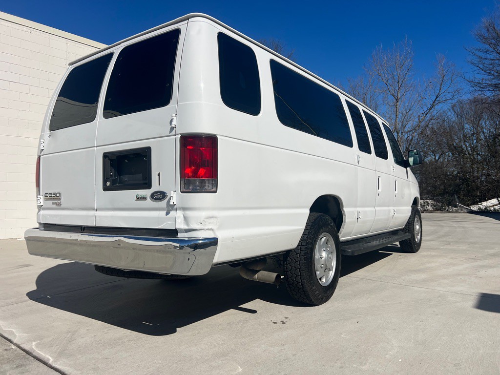 2014 Ford Econoline Image 5