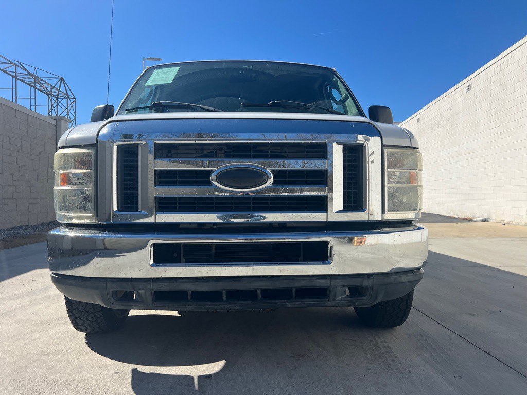 2014 Ford Econoline Image 19