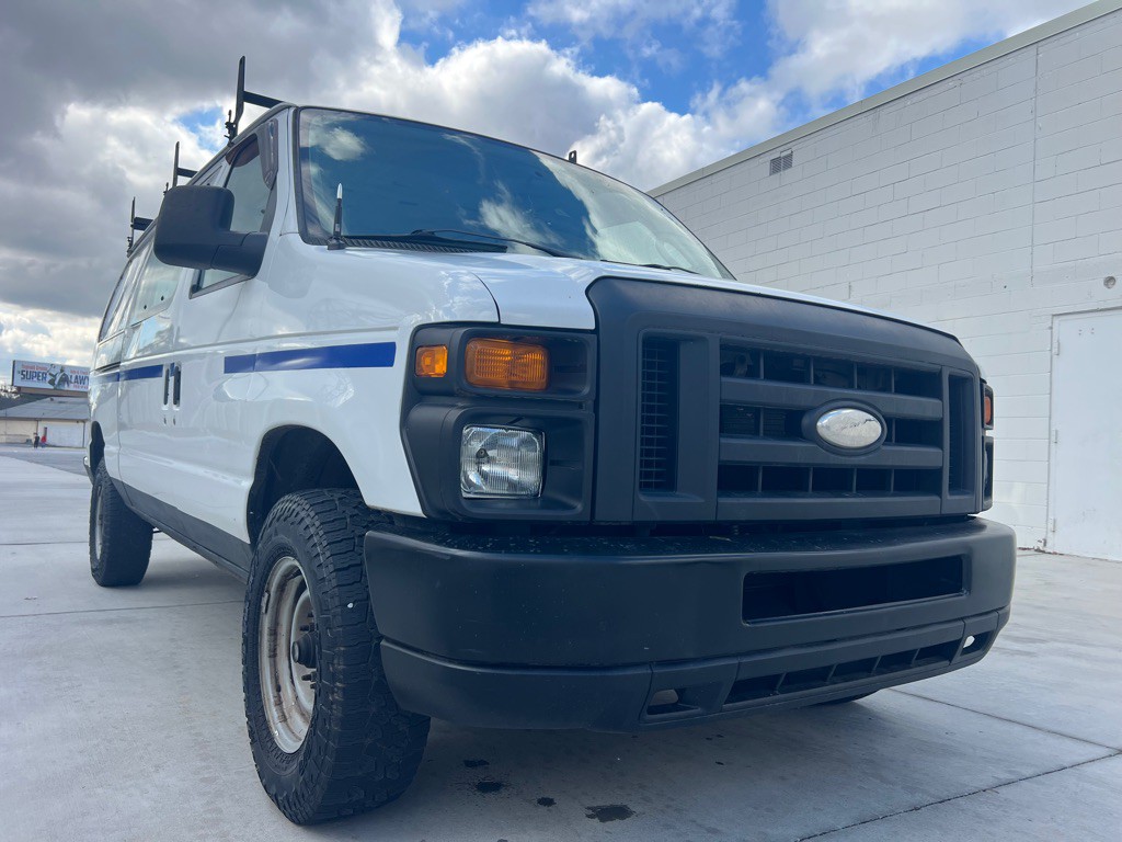 2014 Ford Econoline Image 15