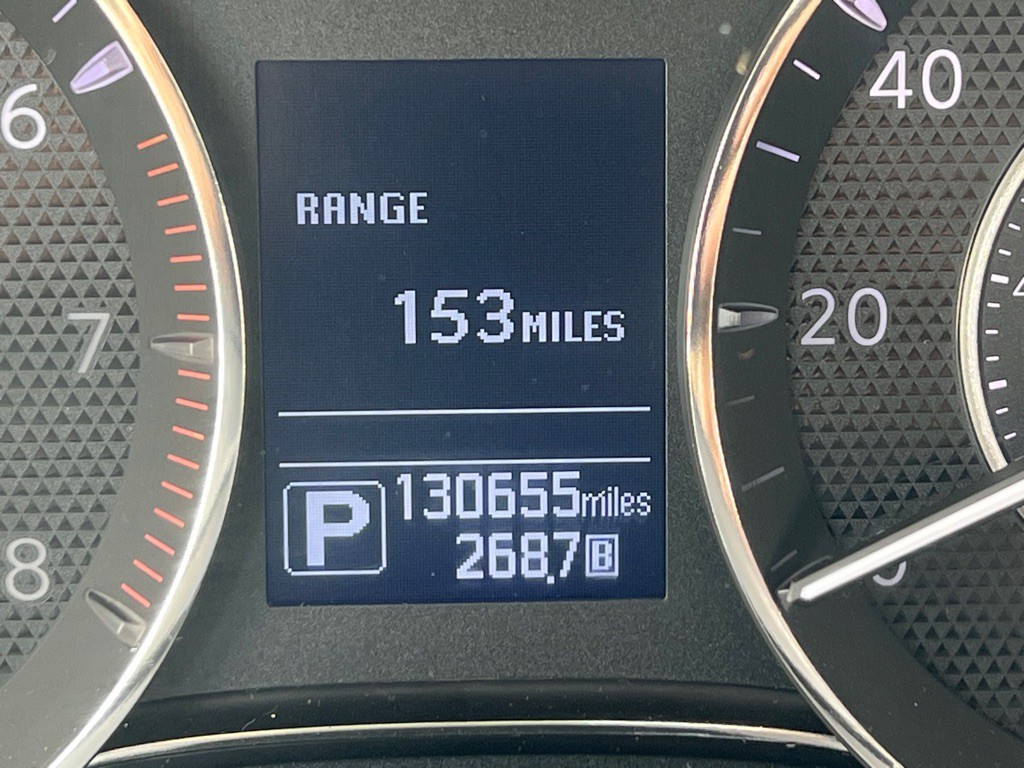 2017 Nissan Armada Image 23