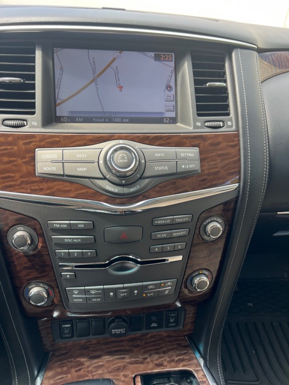 2017 Nissan Armada Image 24