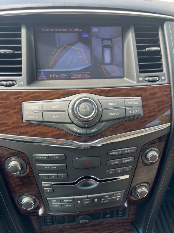 2017 Nissan Armada Image 25