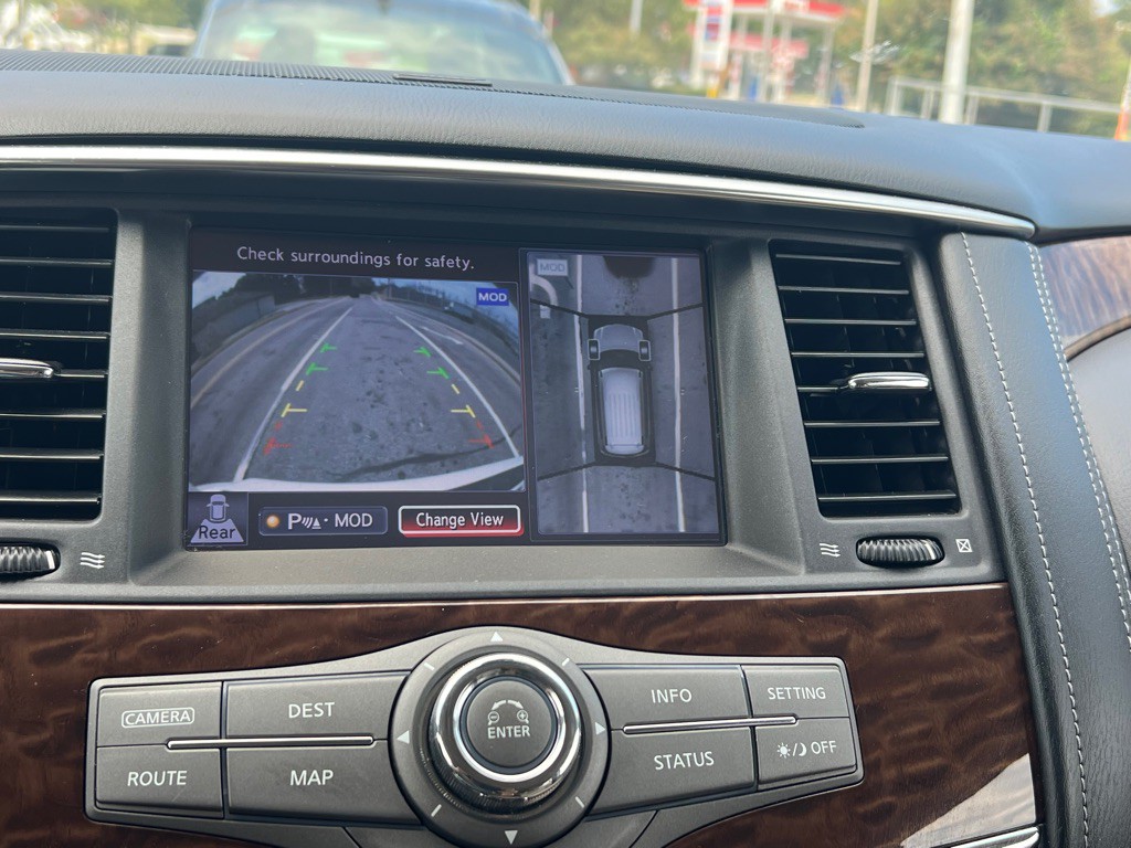 2017 Nissan Armada Image 27