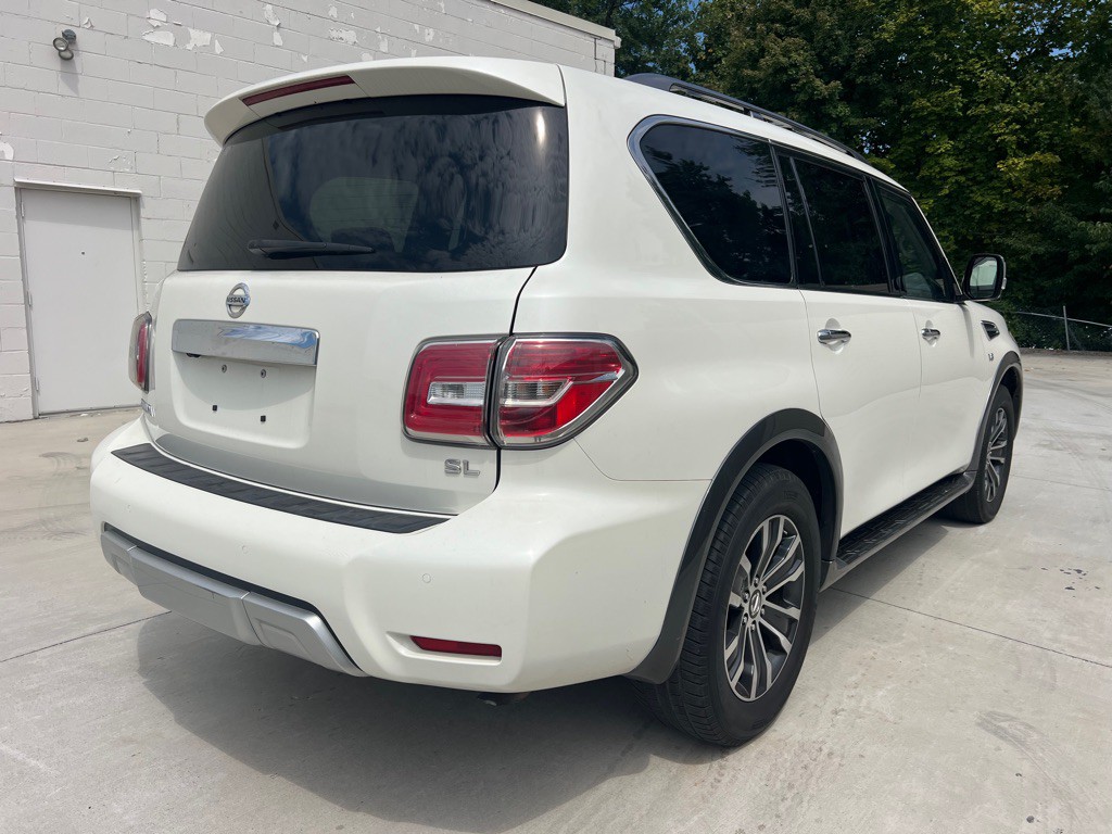 2017 Nissan Armada Image 33