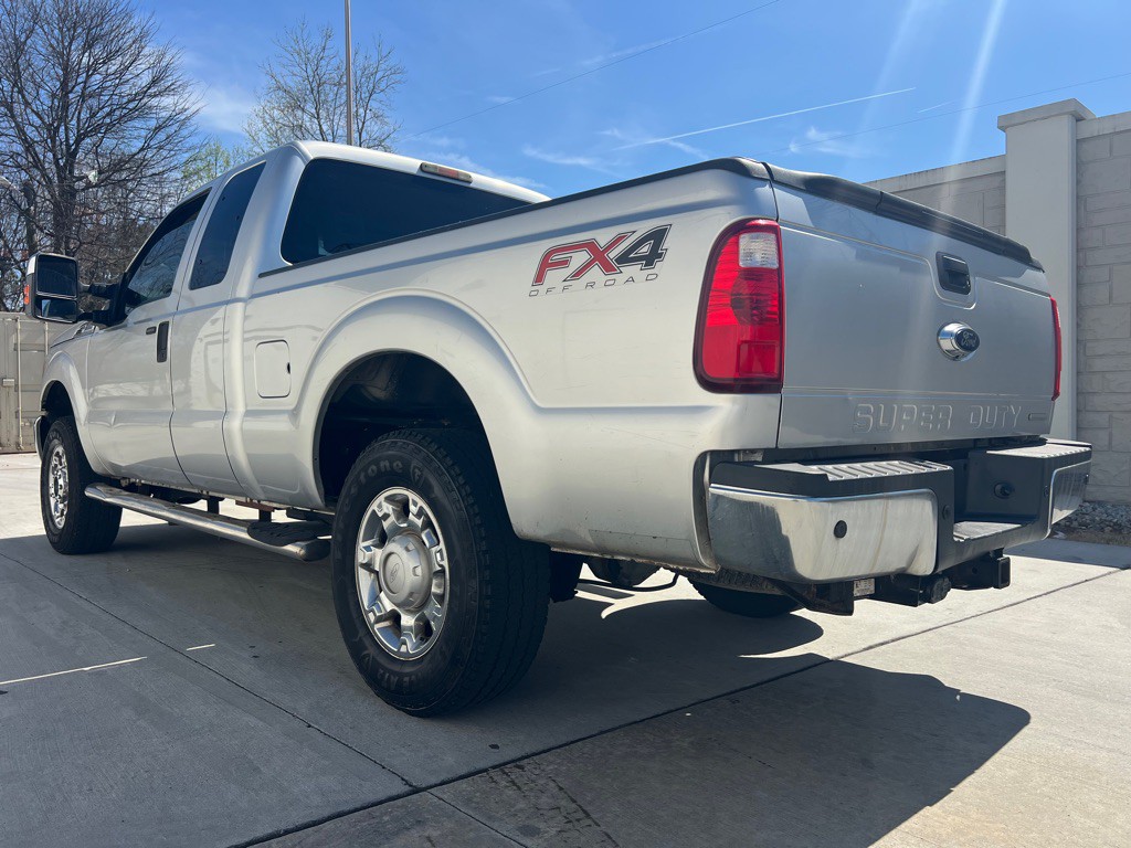 2016 Ford F-250 Image 3