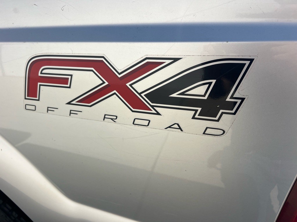 2016 Ford F-250 Image 8