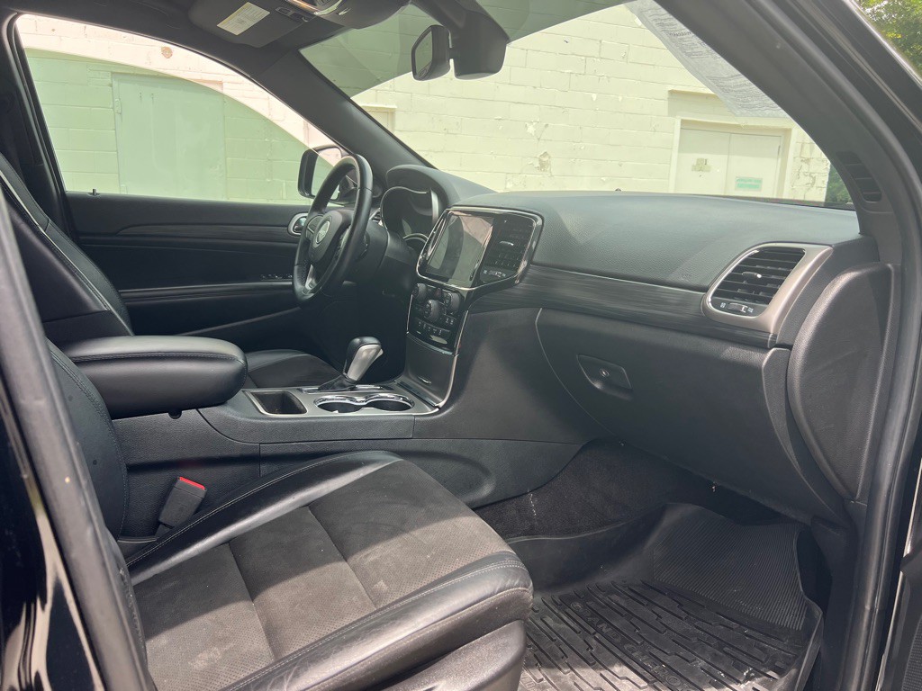 2019 Jeep Grand Cherokee Image 9