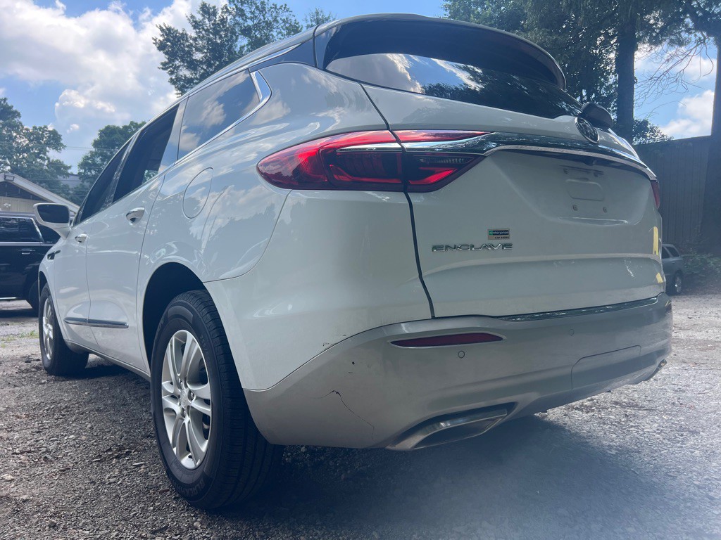 2020 Buick Enclave Image 17