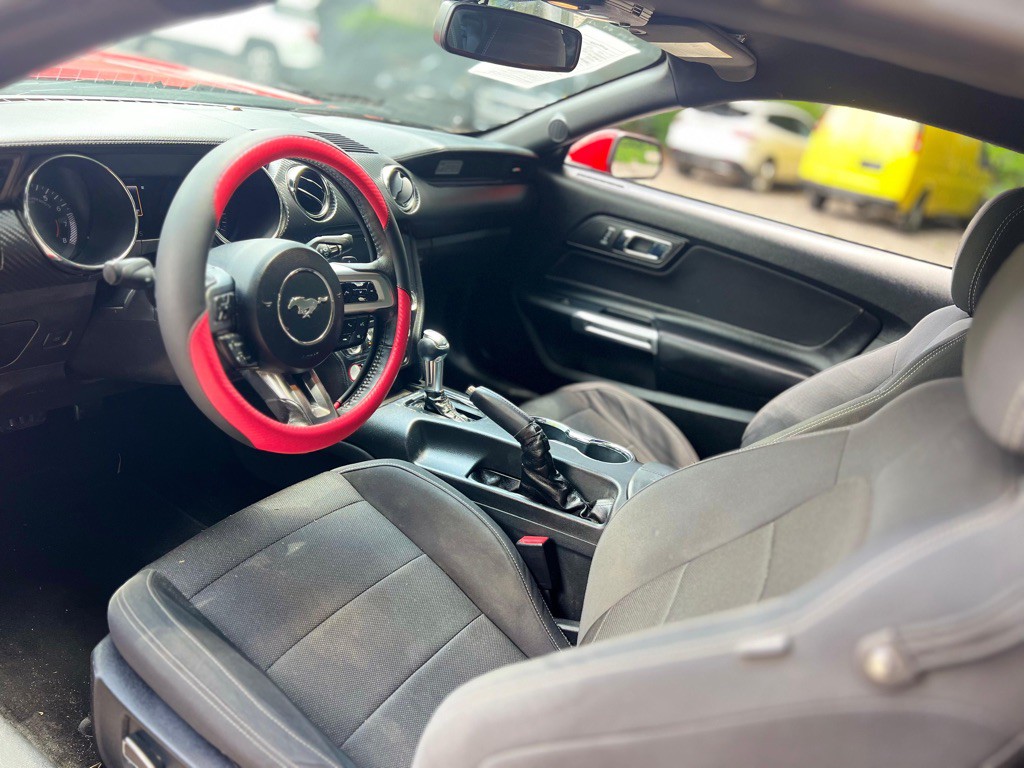 2016 Ford Mustang Image 14