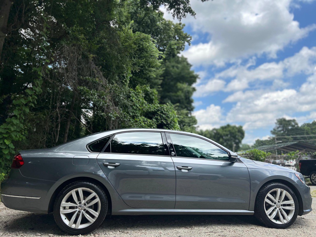 2019 Volkswagen Passat Image 5