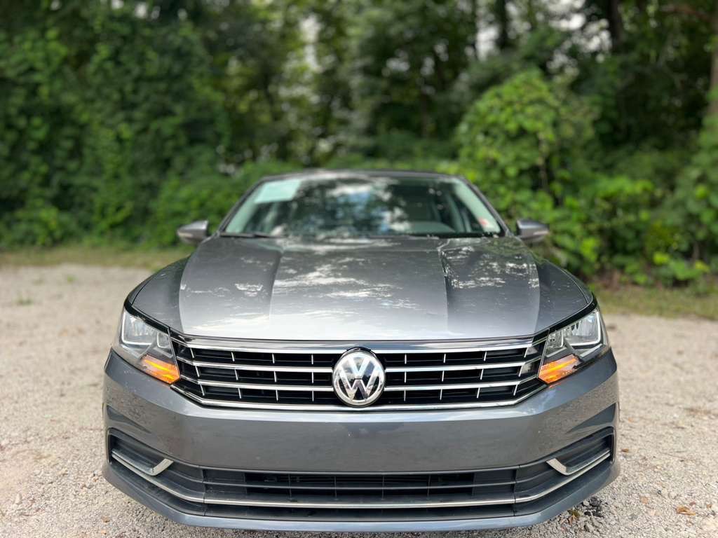 2019 Volkswagen Passat Image 20
