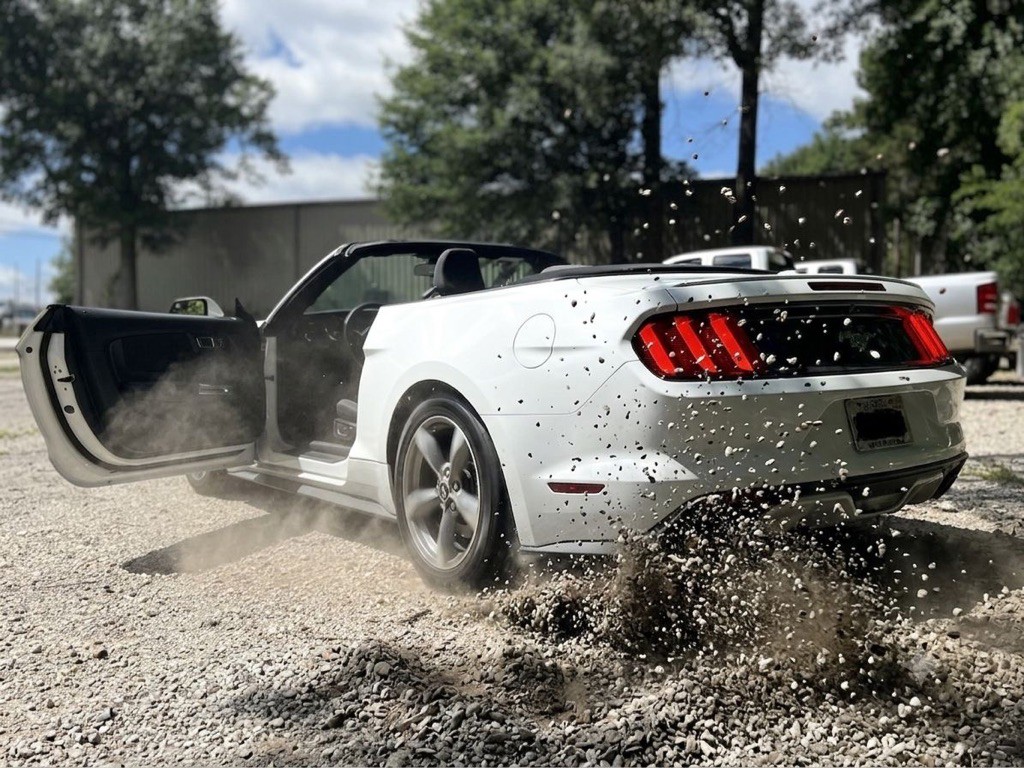 2015 Ford Mustang Image 34