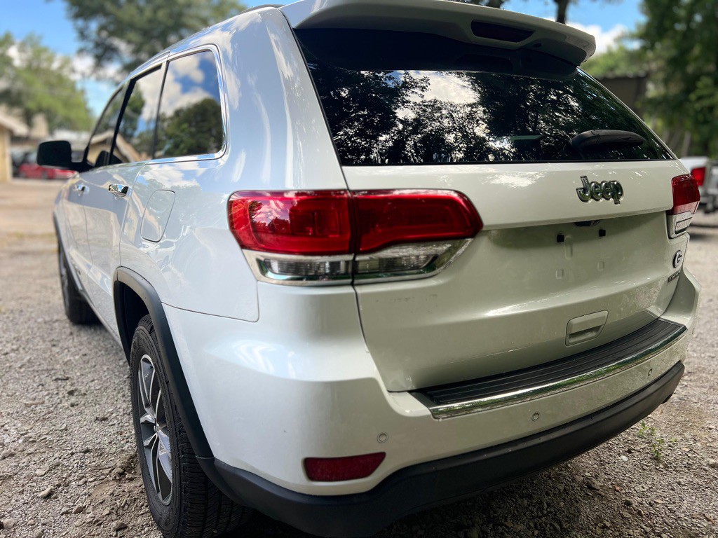 2018 Jeep Grand Cherokee Image 4
