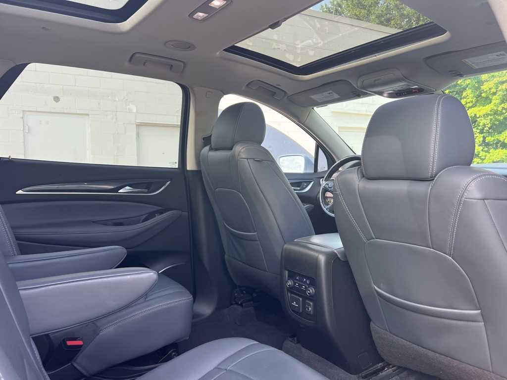2019 Buick Enclave Image 9