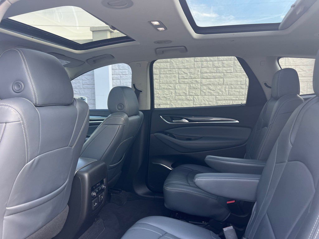 2019 Buick Enclave Image 15