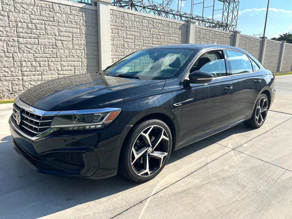 2020 Volkswagen Passat Image 13