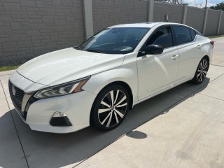 Image for 2020 Nissan Altima SR ID: 7638553