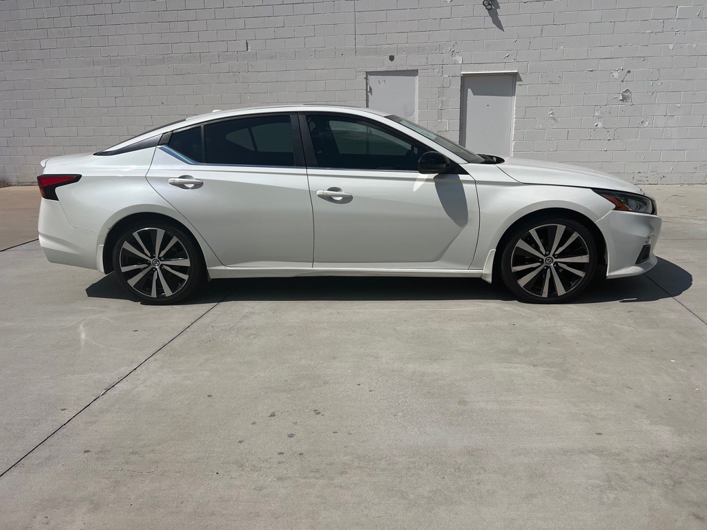 2020 Nissan Altima Image 6