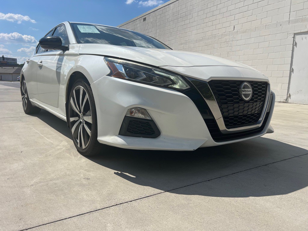 2020 Nissan Altima Image 7