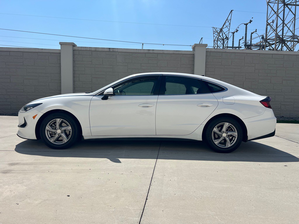 2023 Hyundai Sonata Image 3