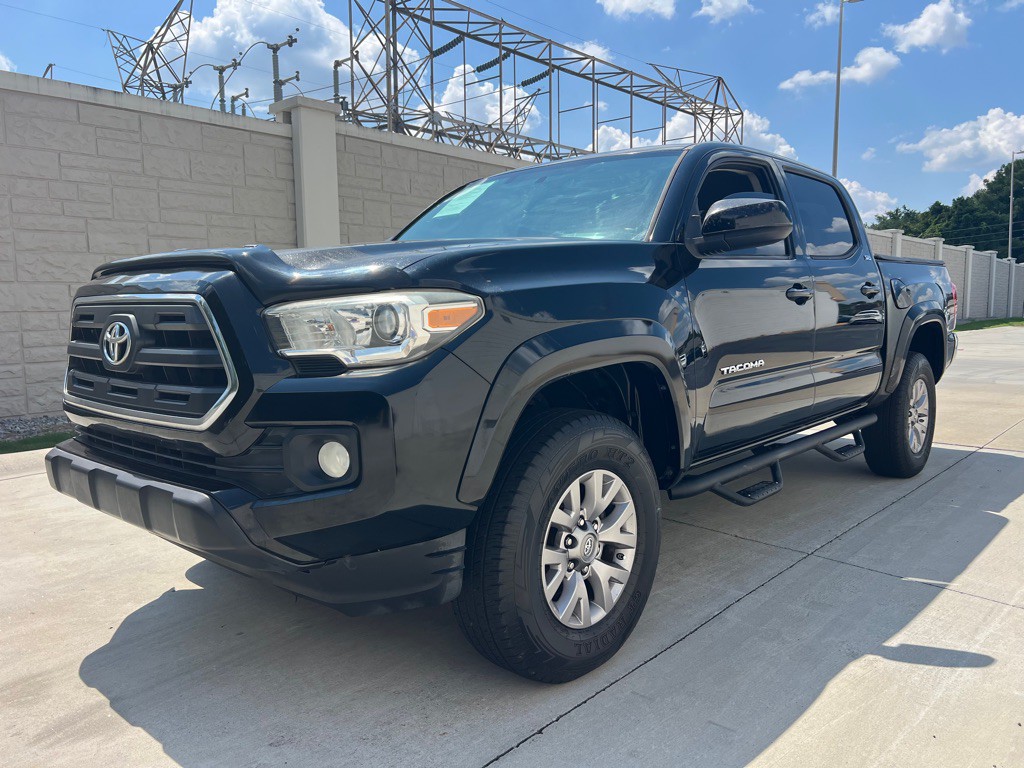 2016 Toyota Tacoma Image 19