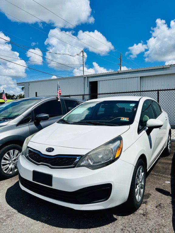 2013 Kia Rio Image 2