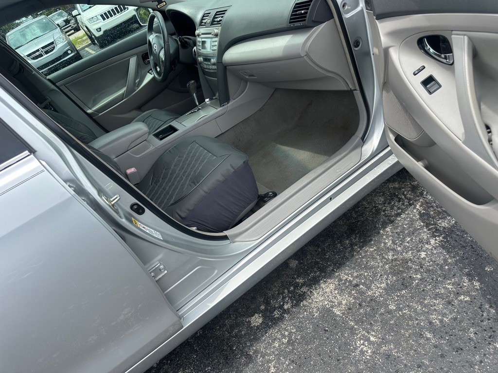 2008 Toyota Camry Image 8