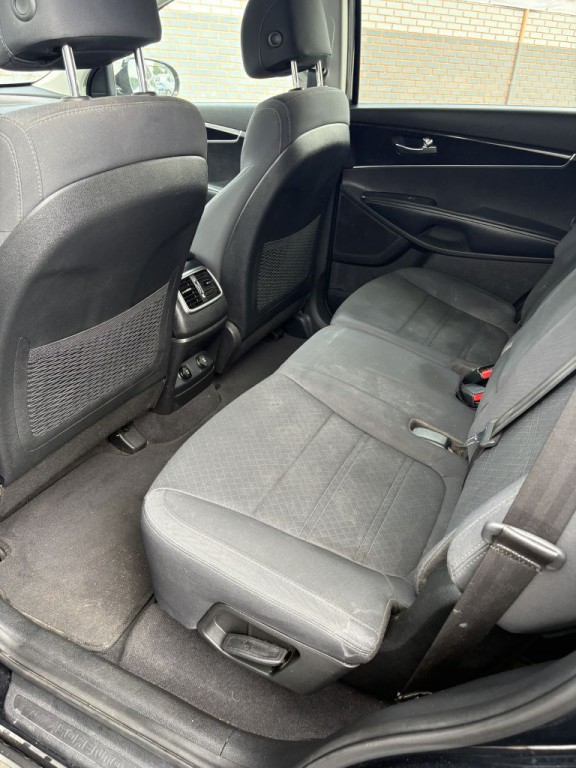 2017 Kia Sorento Image 4