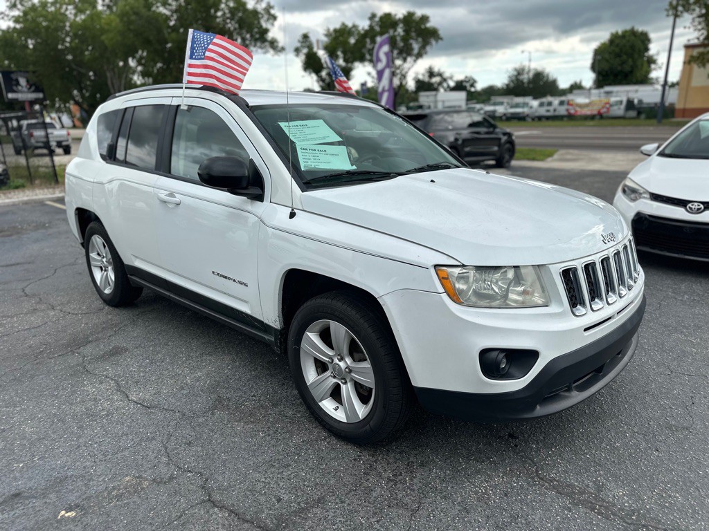 2012 Jeep Compass Image 1
