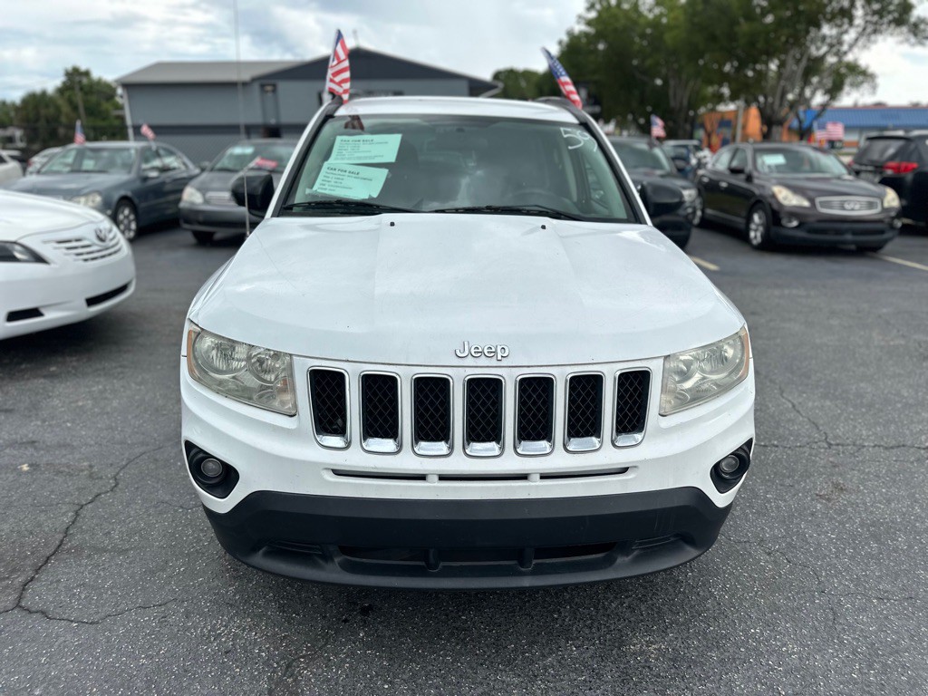 2012 Jeep Compass Image 2