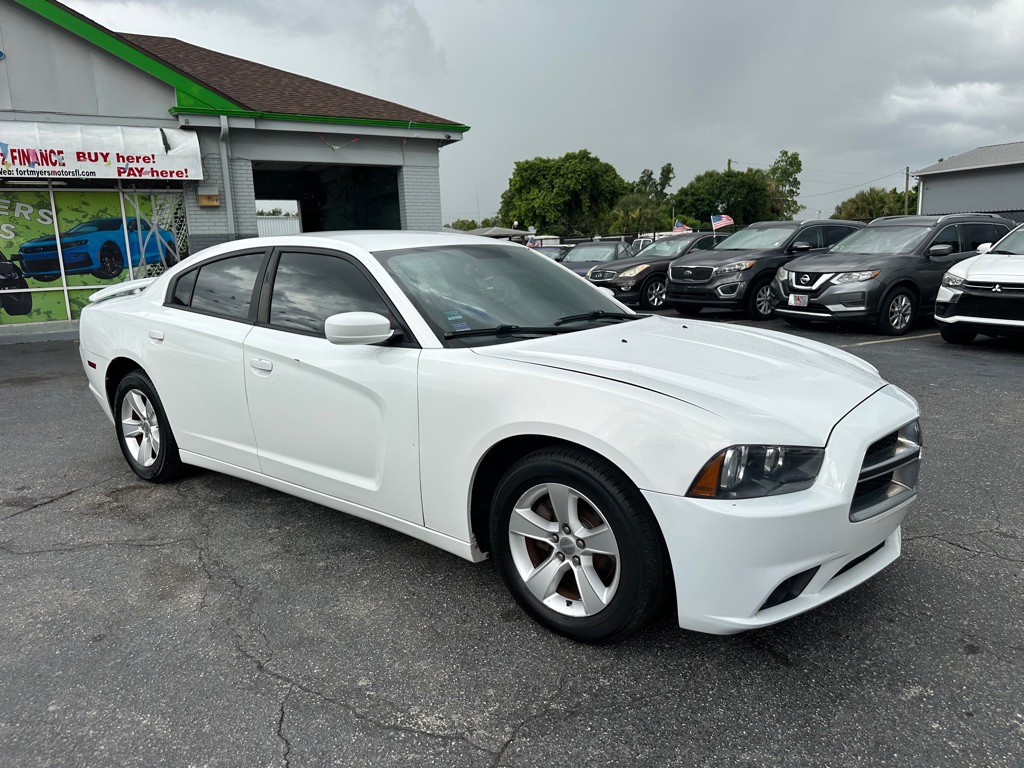 2013 Dodge Charger Image 2