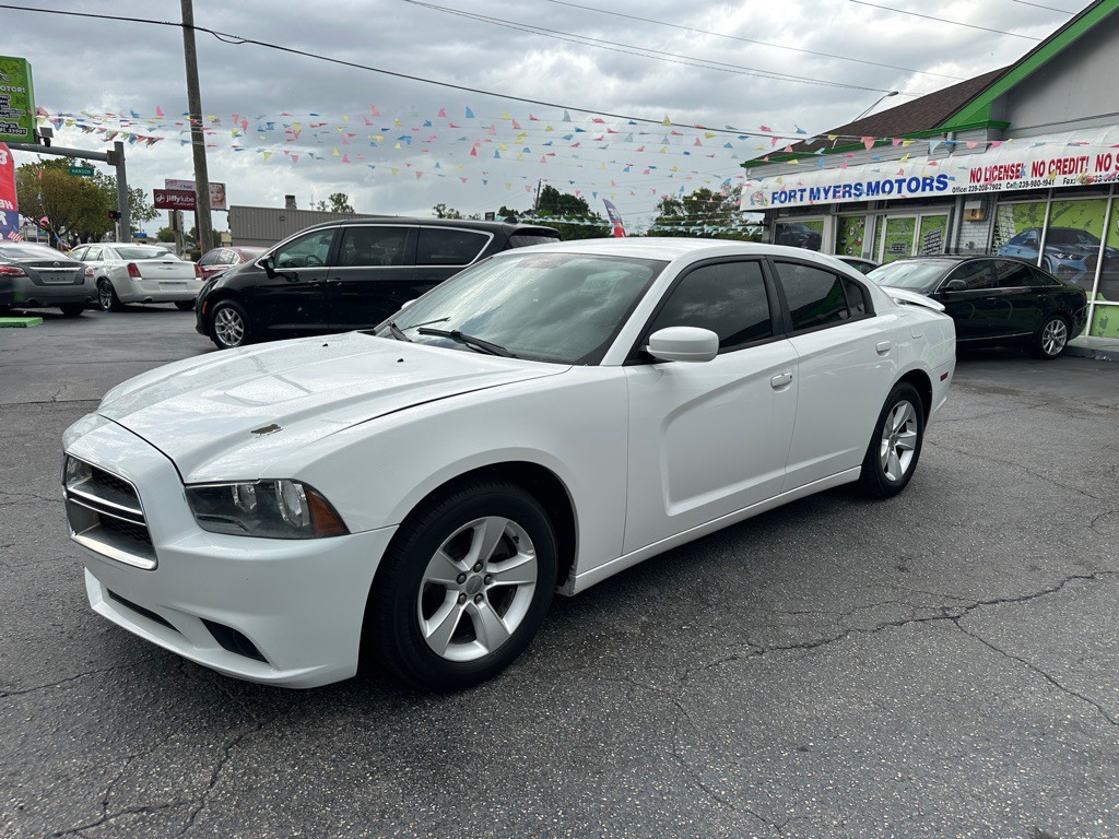 2013 Dodge Charger Image 8