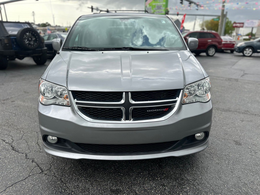 2019 Dodge Grand Caravan Image 2
