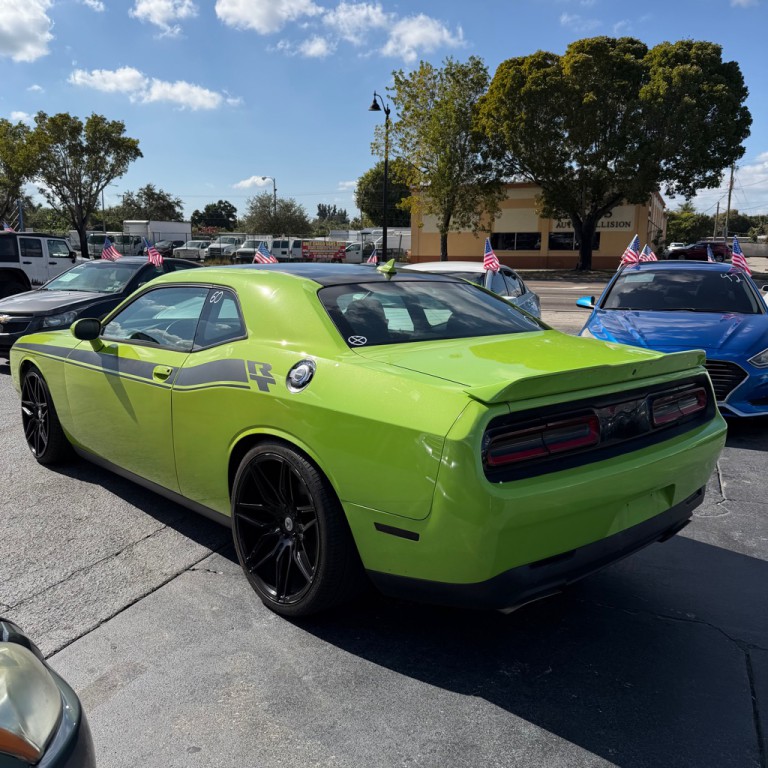 2015 Dodge Challenger Image 5